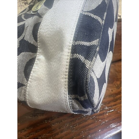 Coach (2011) Carly Sufflette Denim Signature Stripe Hobo F17434 Classic Style - Picture 4 of 16